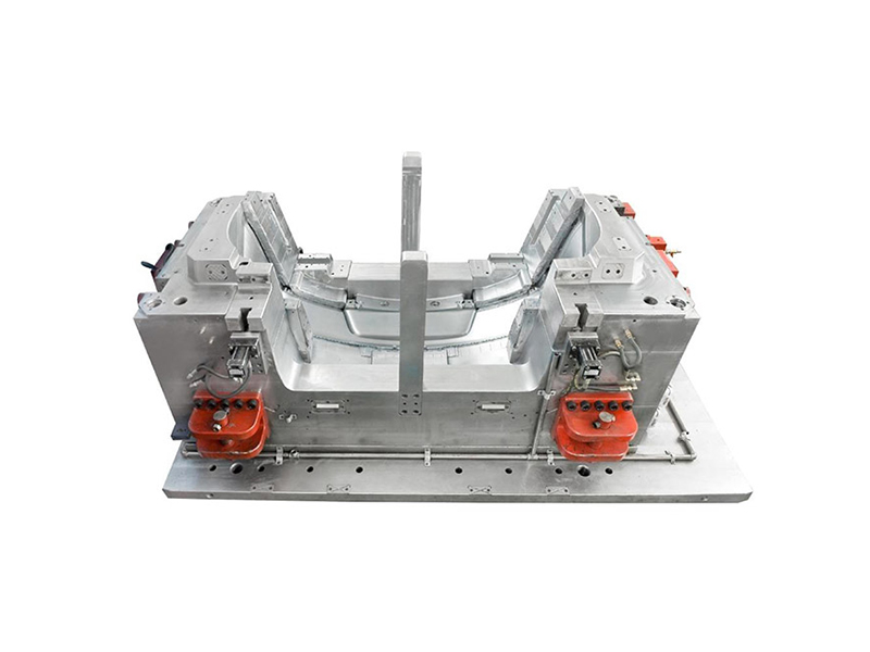 Auto bumper mould